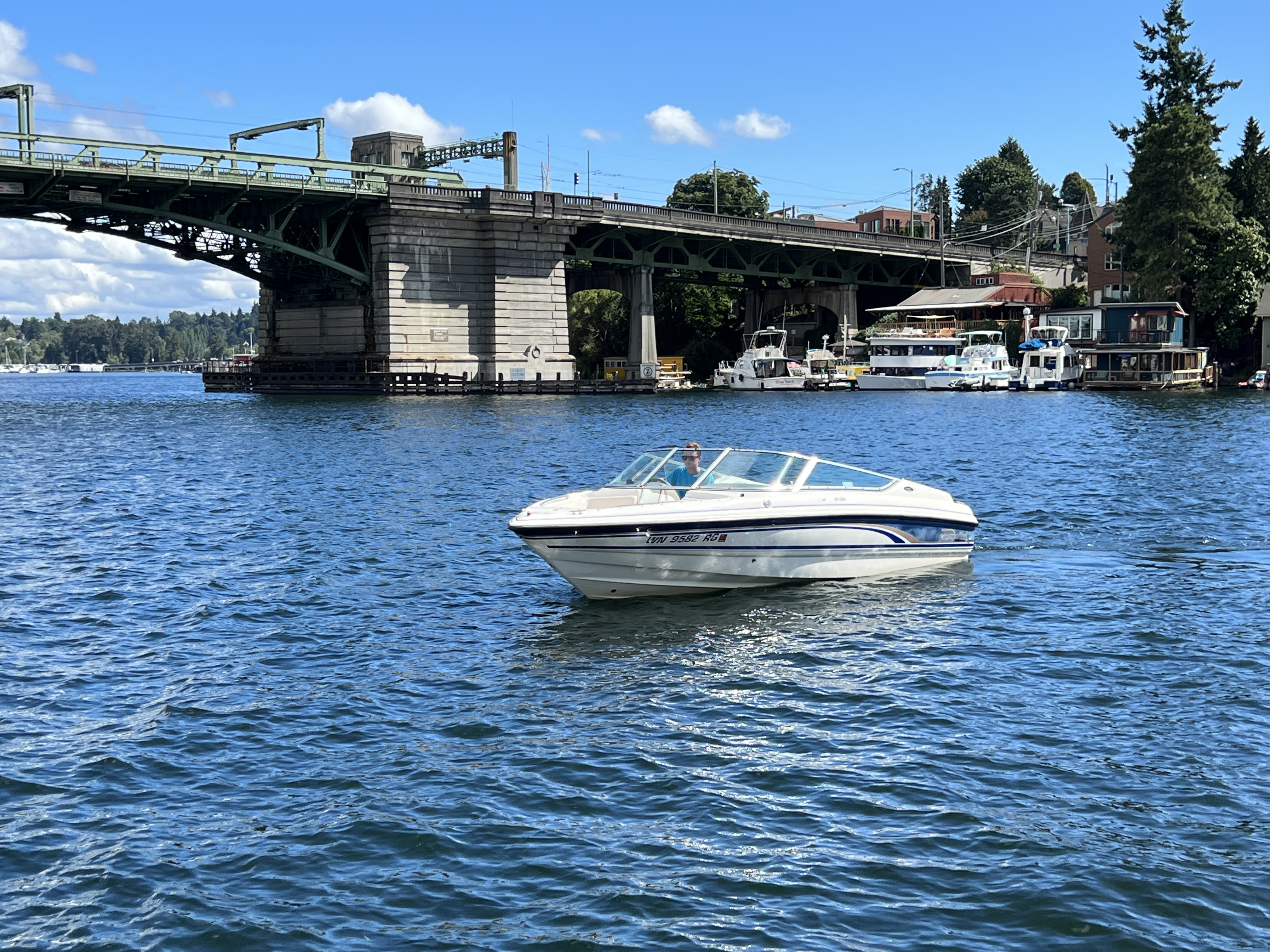 1998 Chaparral 21300