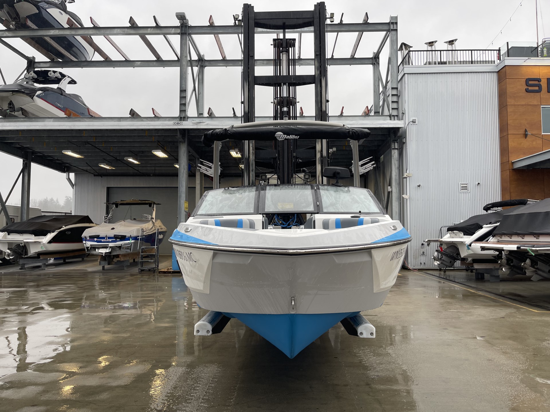Malibu 22 LSV 2023-16