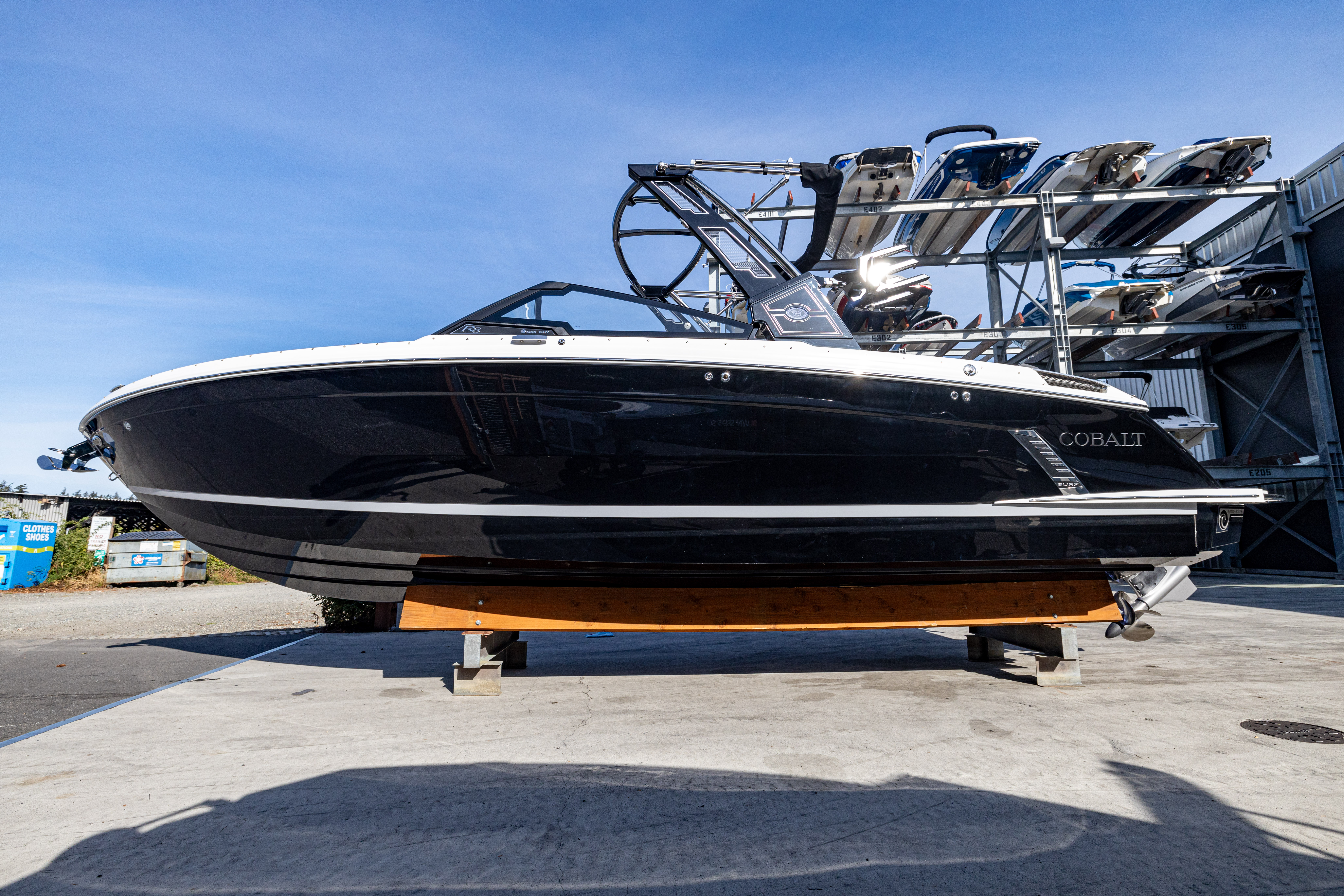 Cobalt R8 Surf 2025