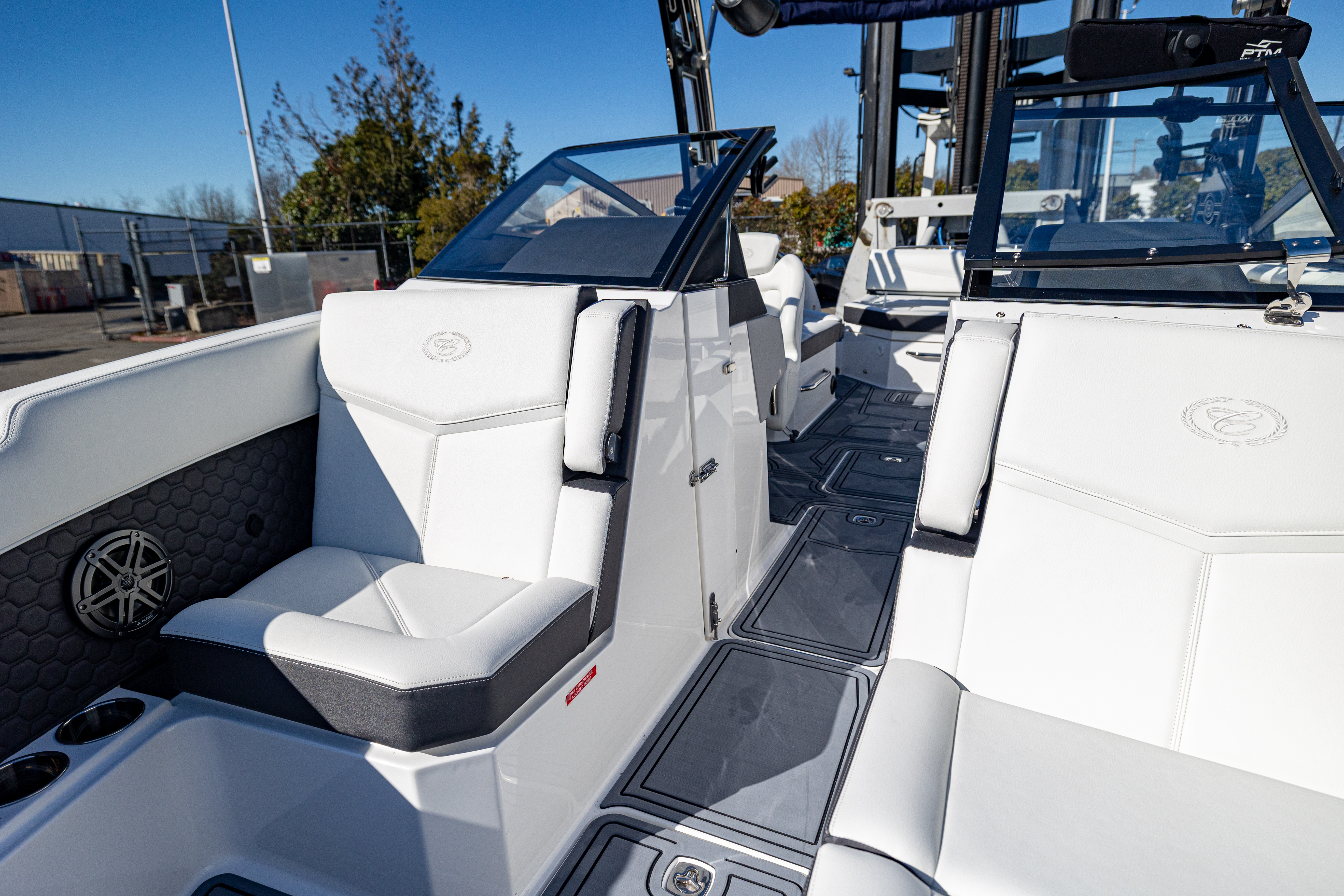 Cobalt R8 Surf 2025-15