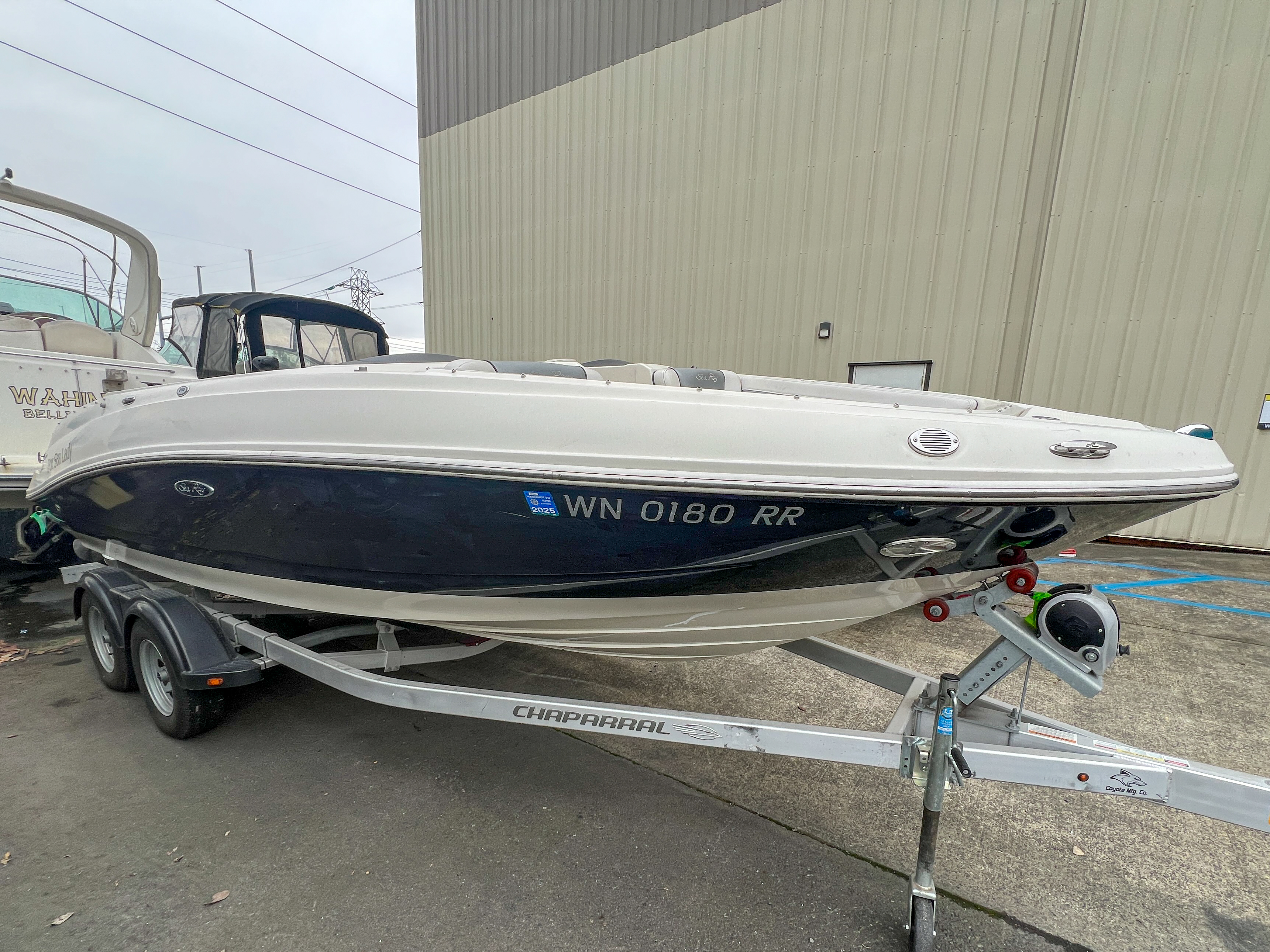Sea Ray 210 Select 2010-3