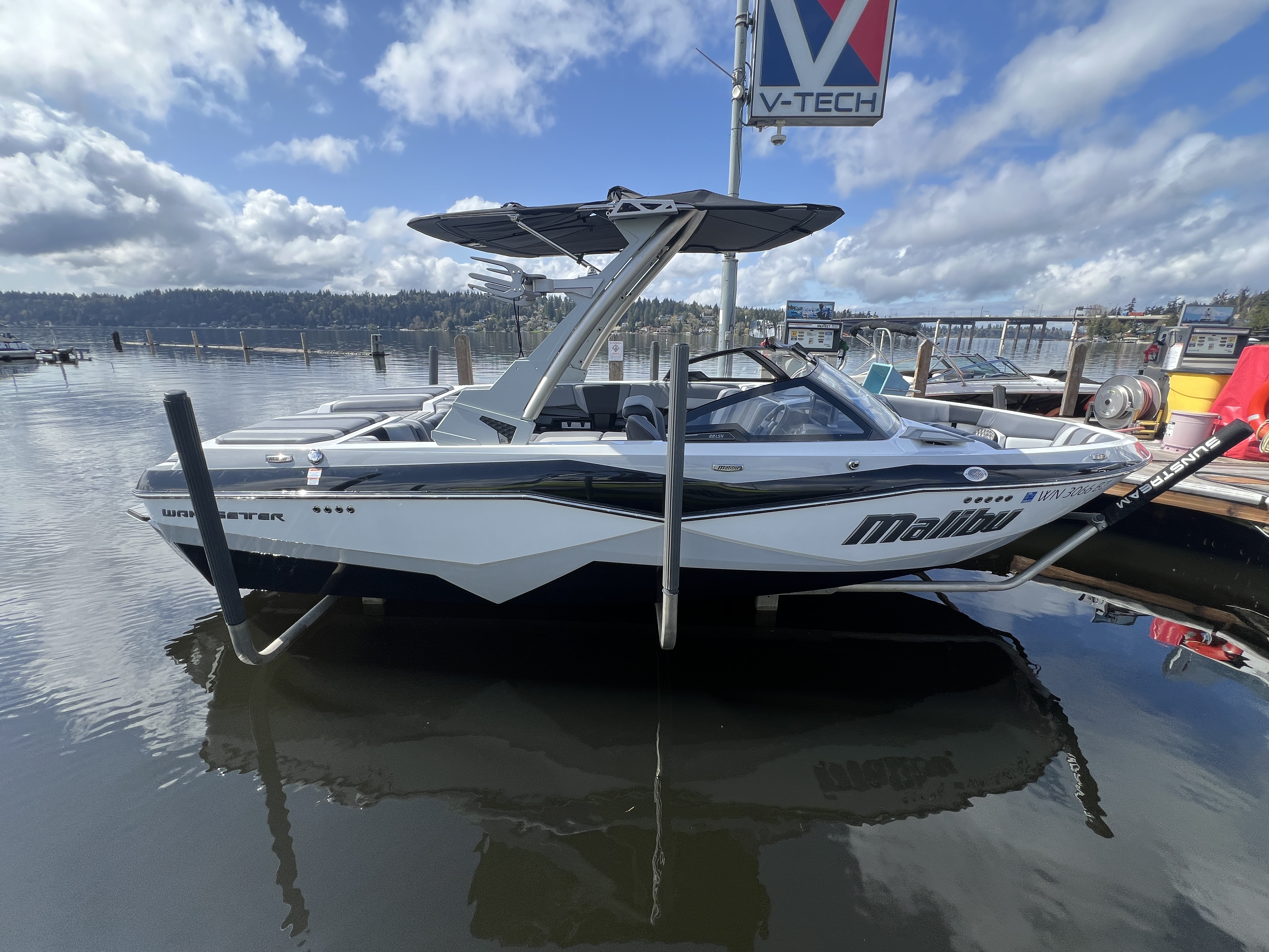 Malibu 22 LSV 2023