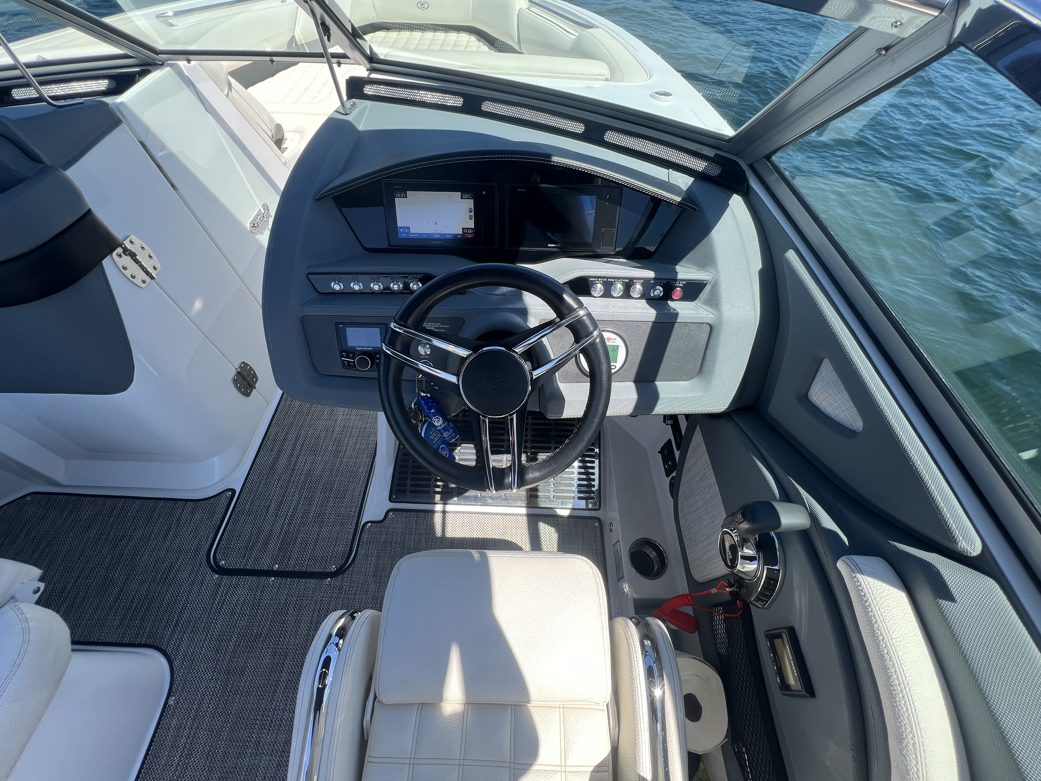 teamMarine Digital Showroom