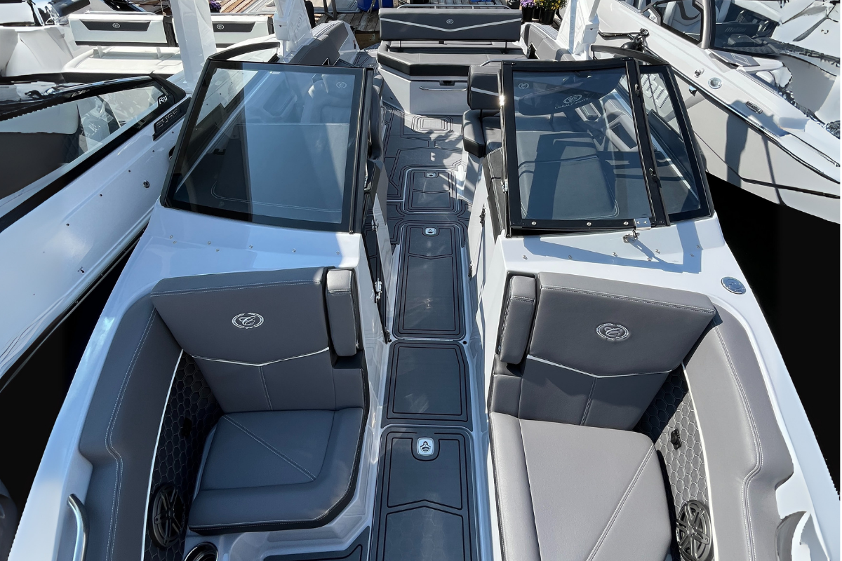 2026 Cobalt R6 Surf0