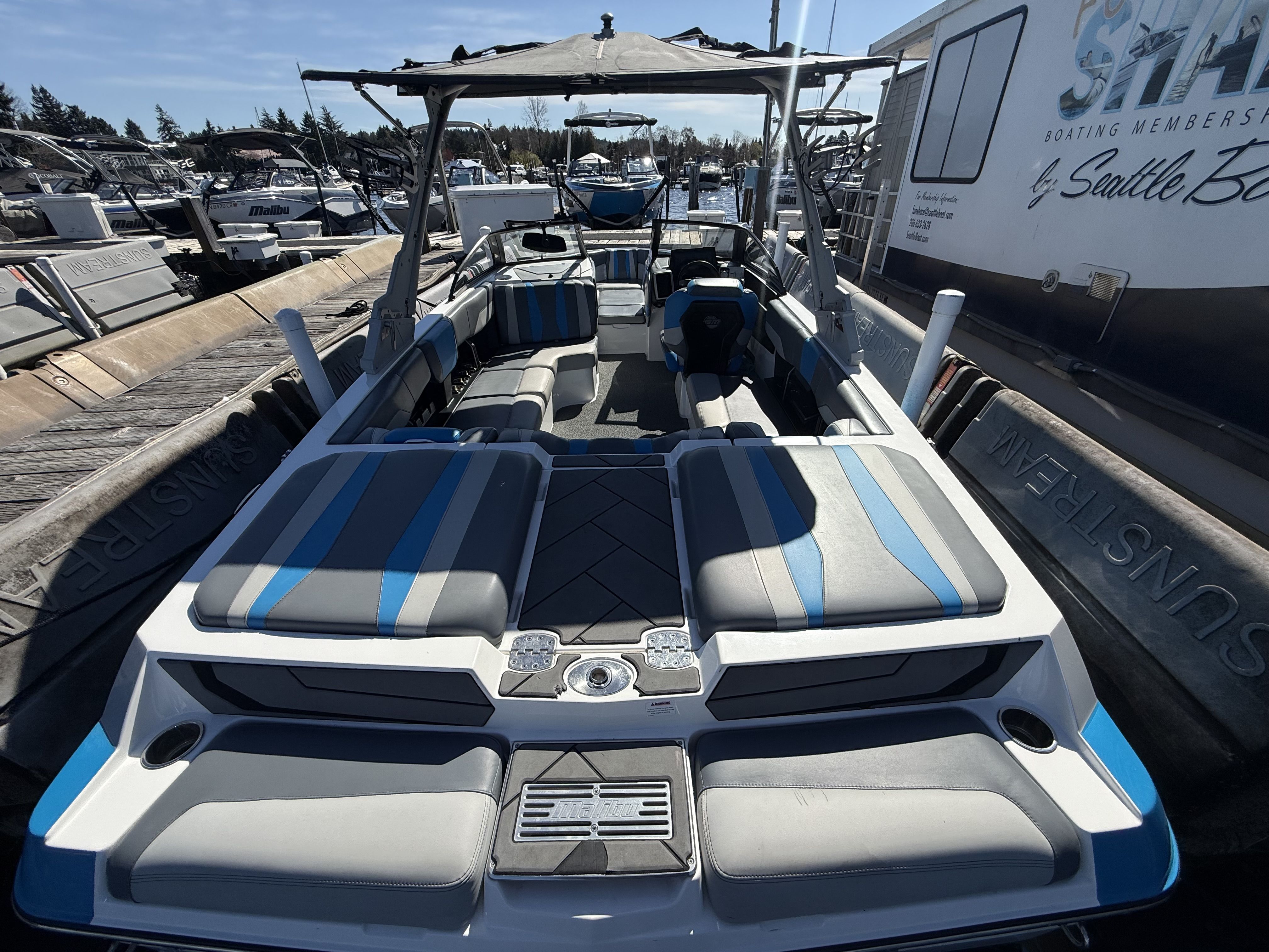 Malibu 22 LSV 2023-2
