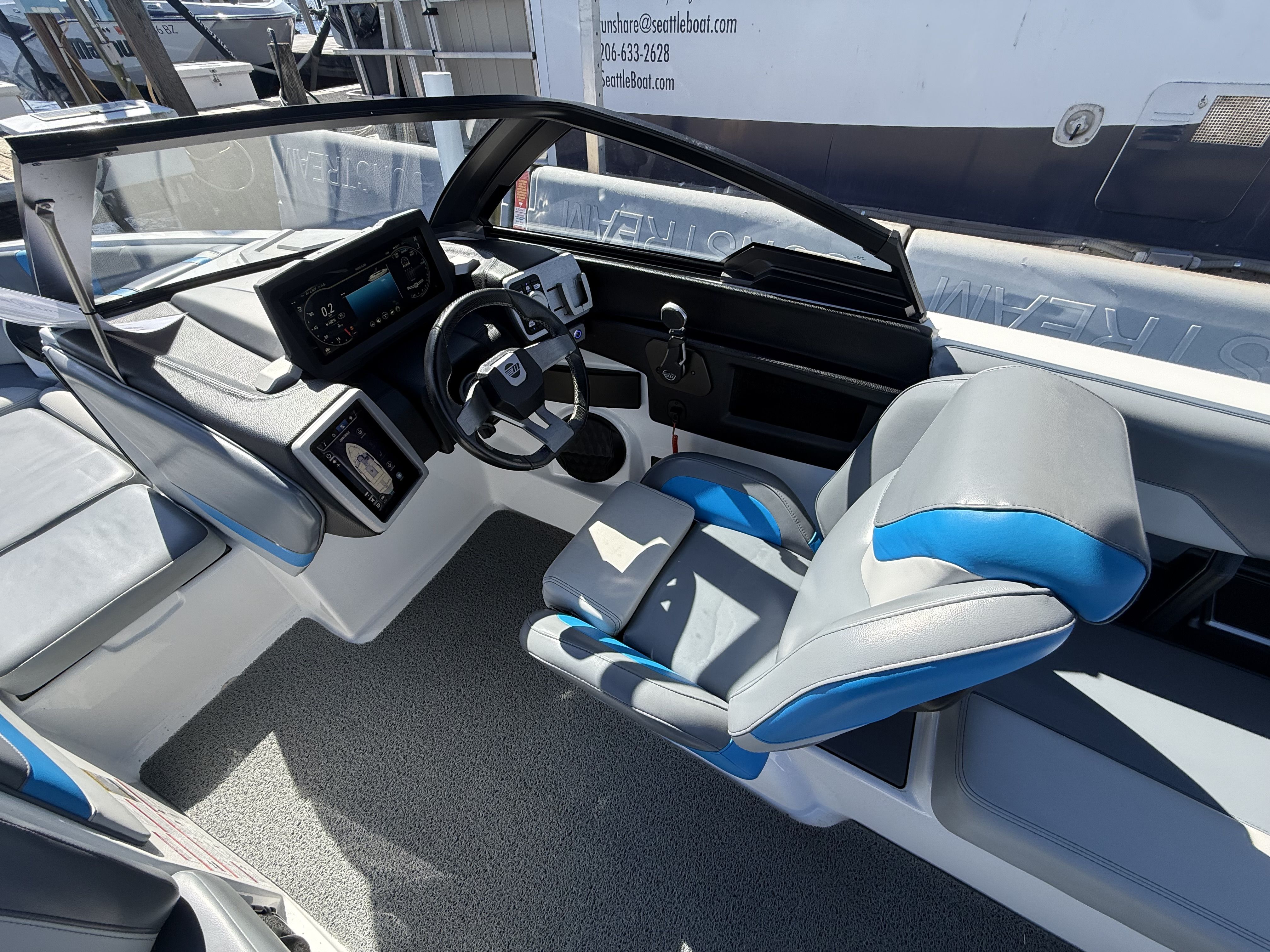 Malibu 22 LSV 2023-6