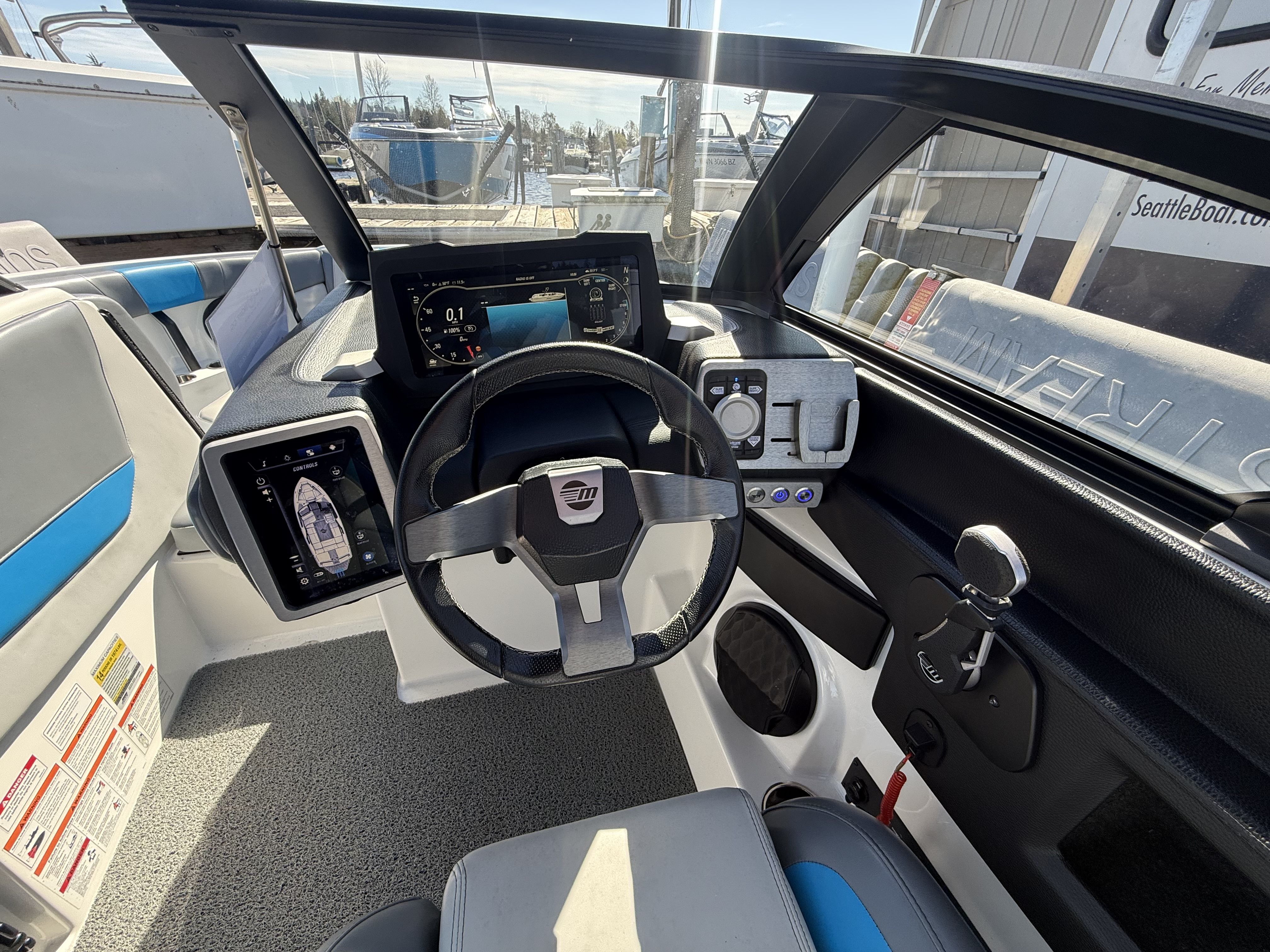 Malibu 22 LSV 2023-7