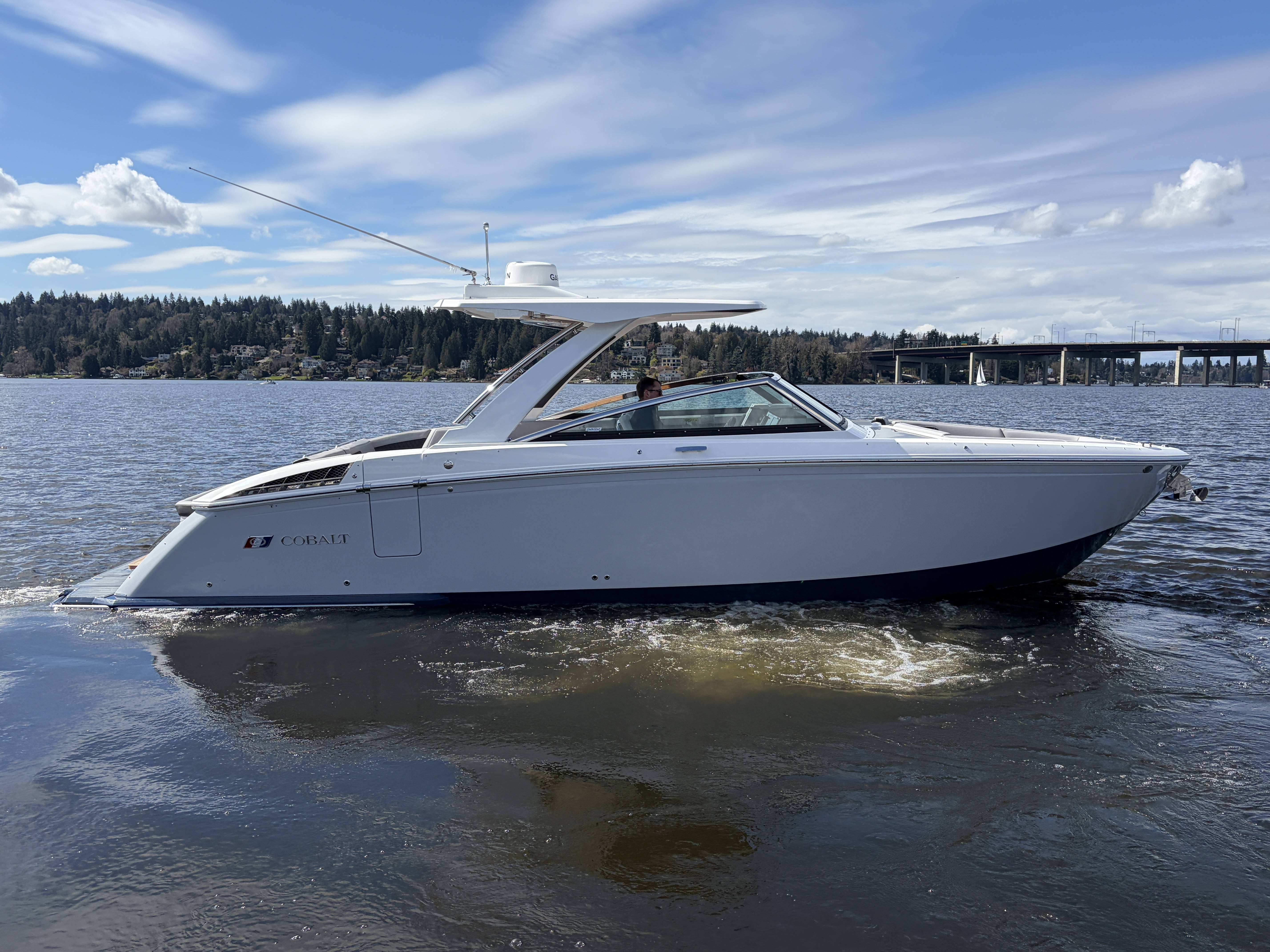 Cobalt R33 2026-7