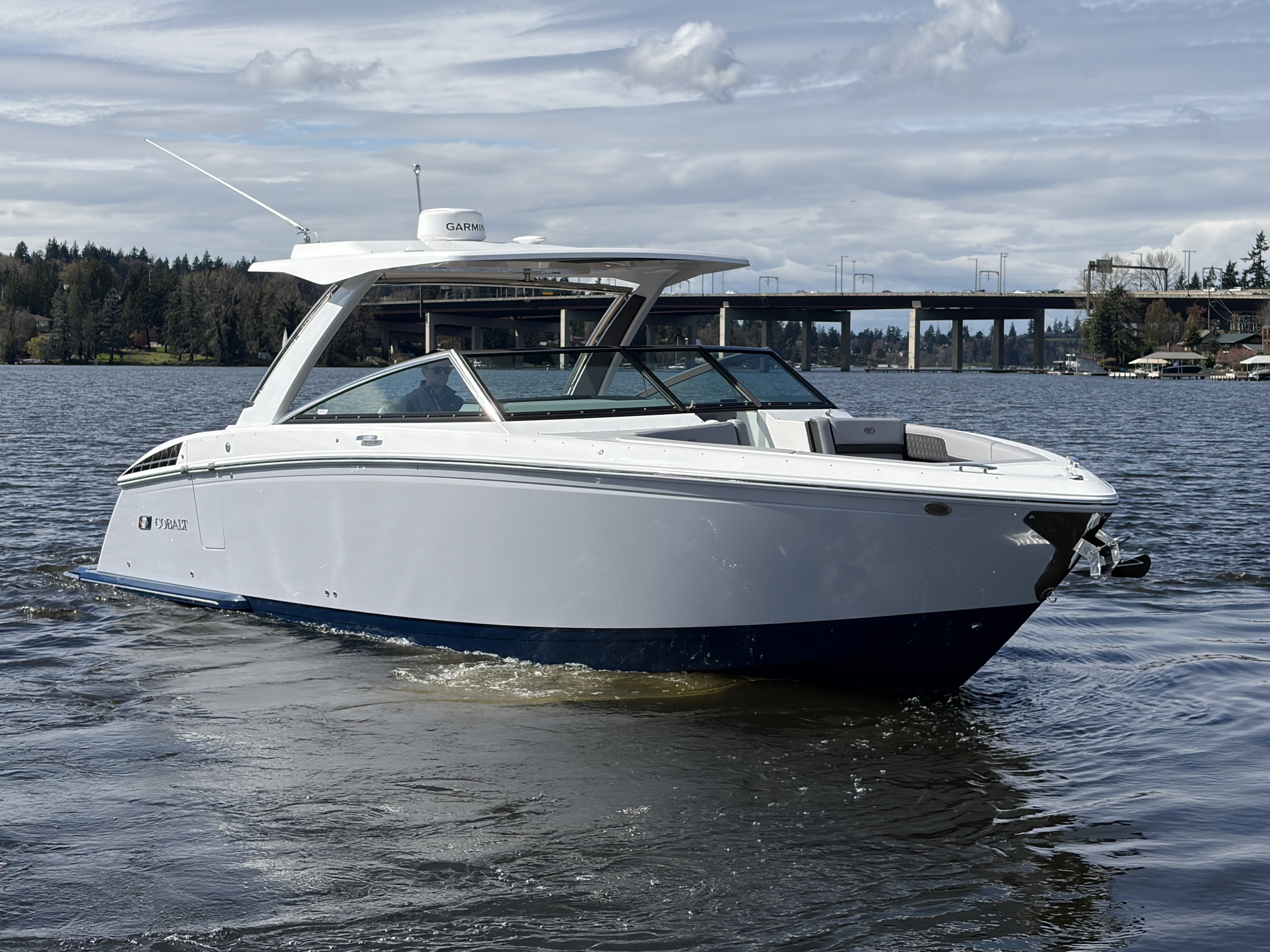 Cobalt R33 2026-6