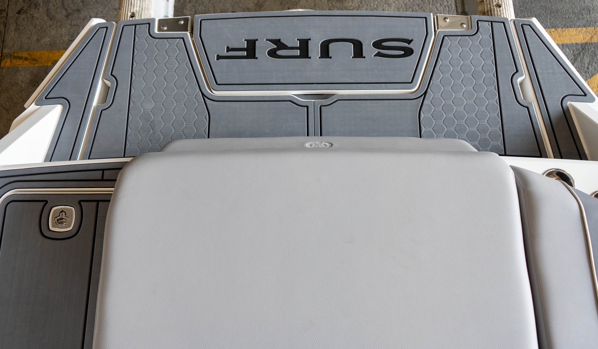 Cobalt CS23 Surf 2026-13