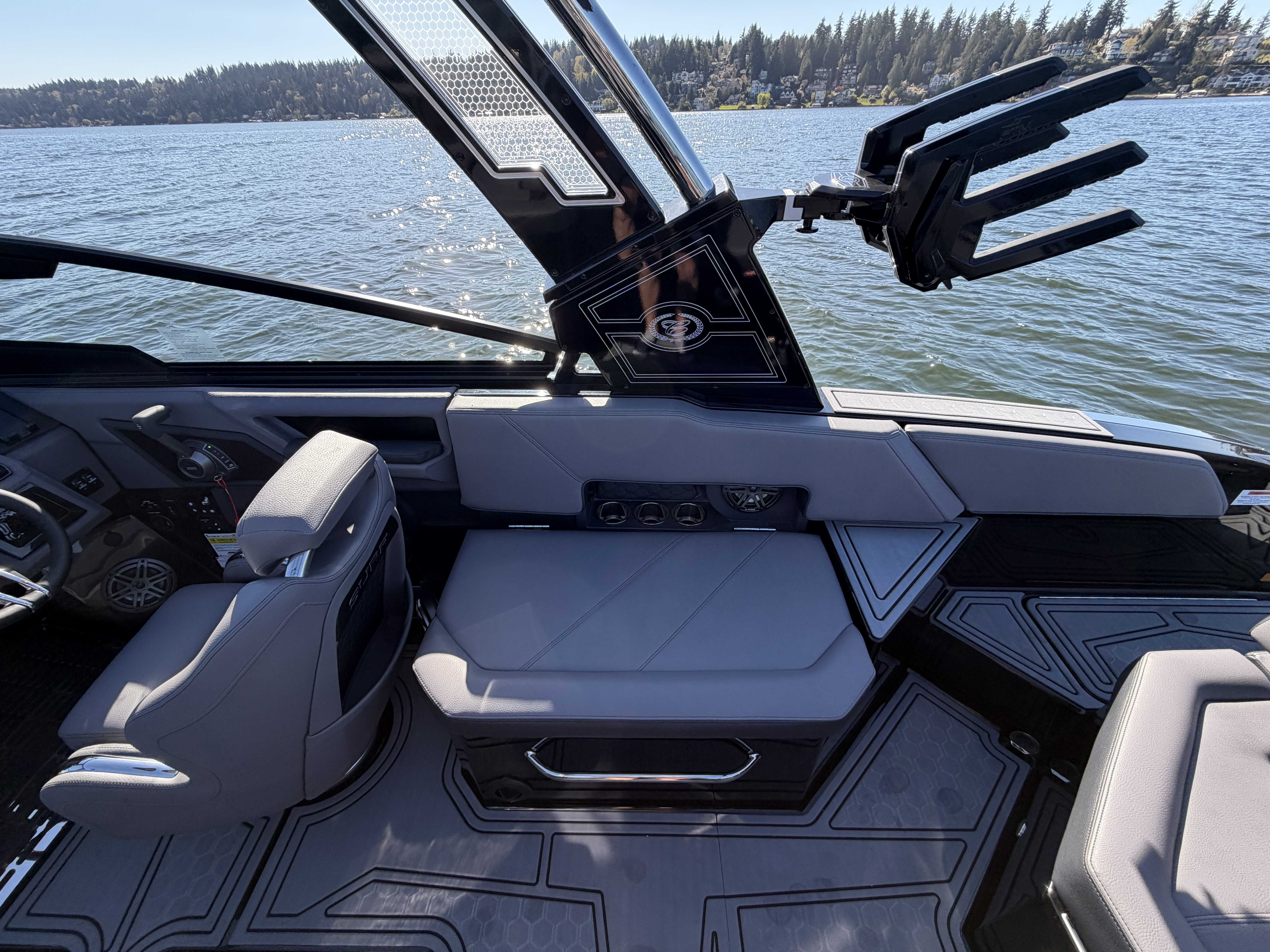 Cobalt R6 Surf 2026-8