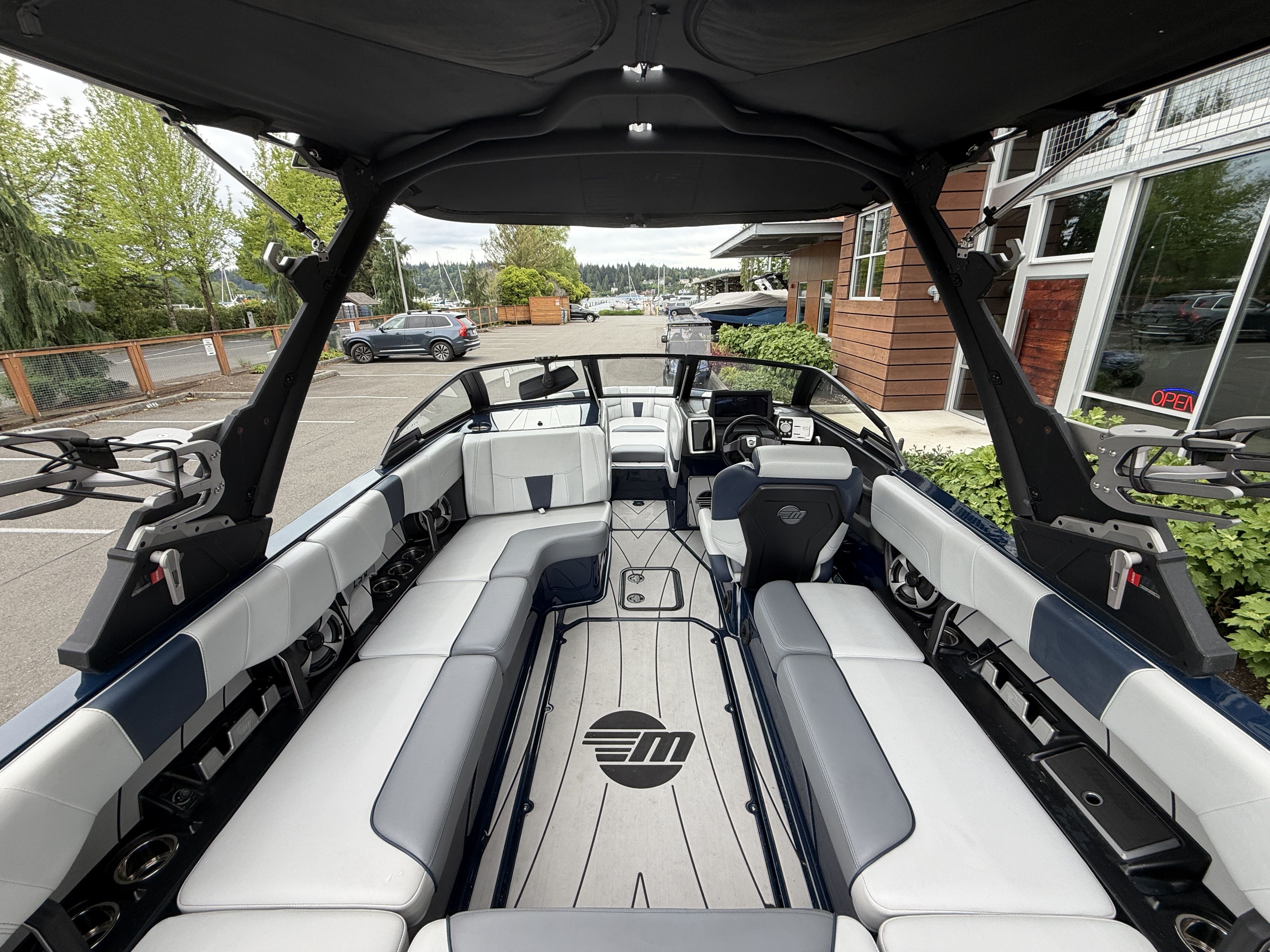 teamMarine Digital Showroom