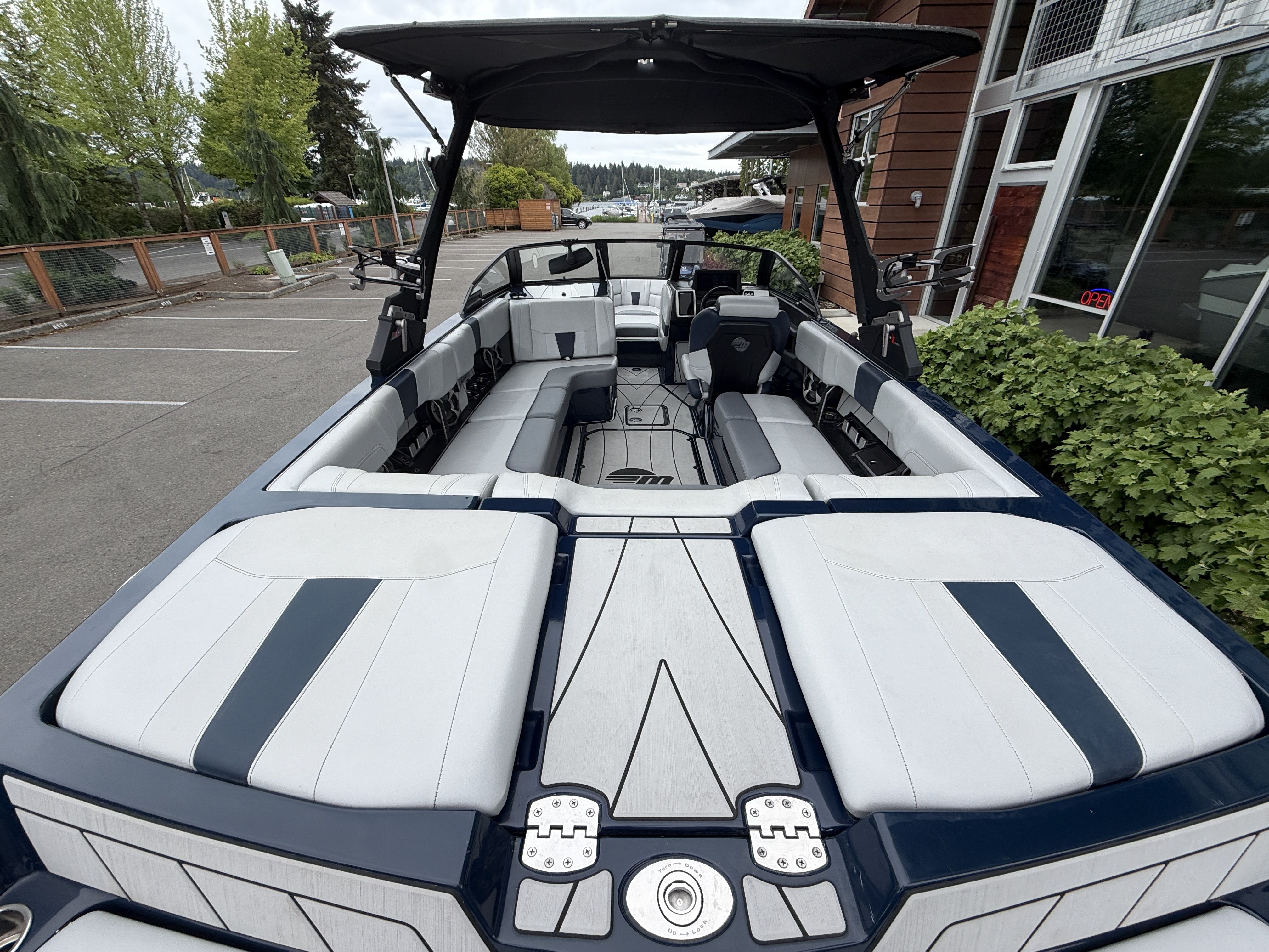 teamMarine Digital Showroom