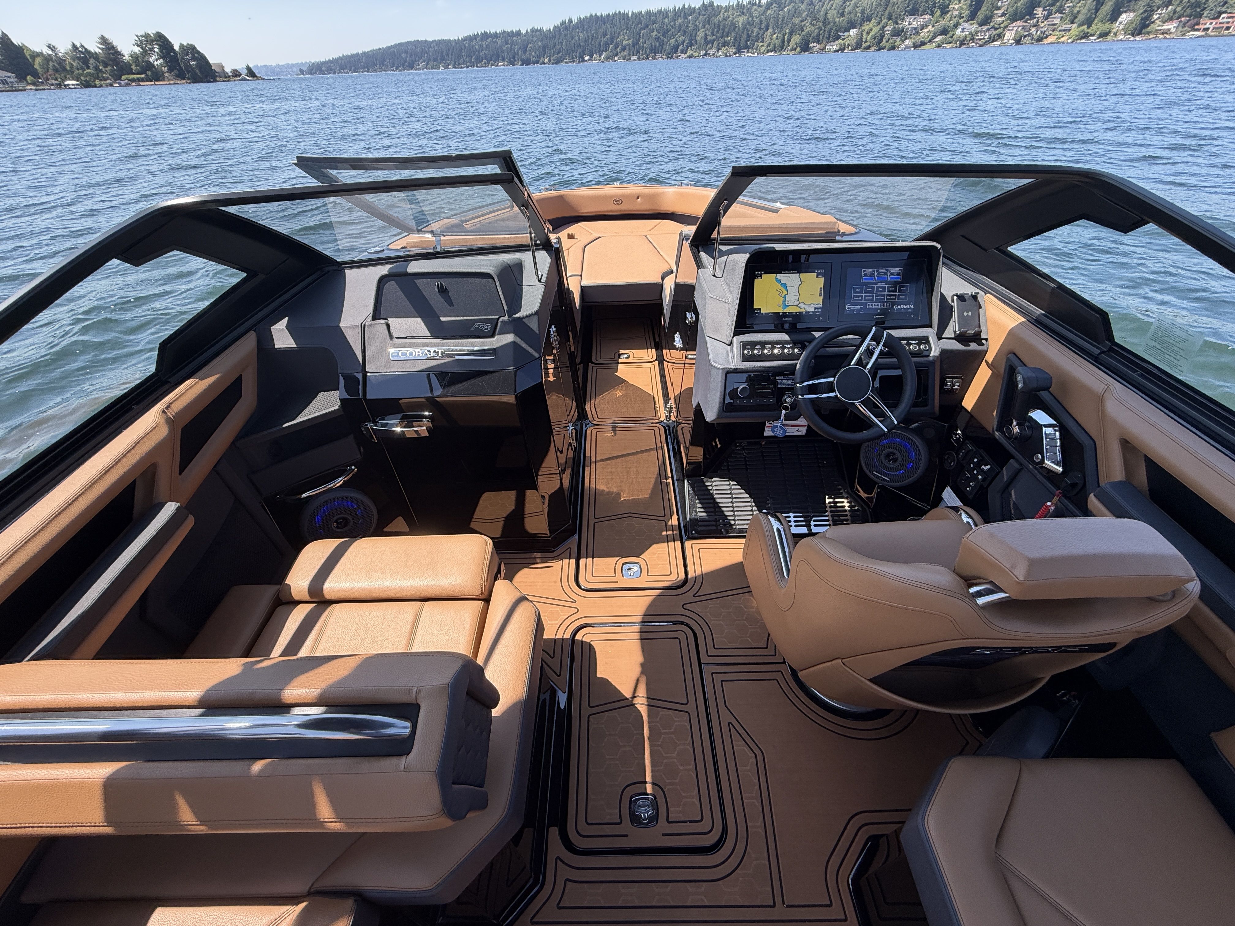2026 Cobalt R8 Surf-17
