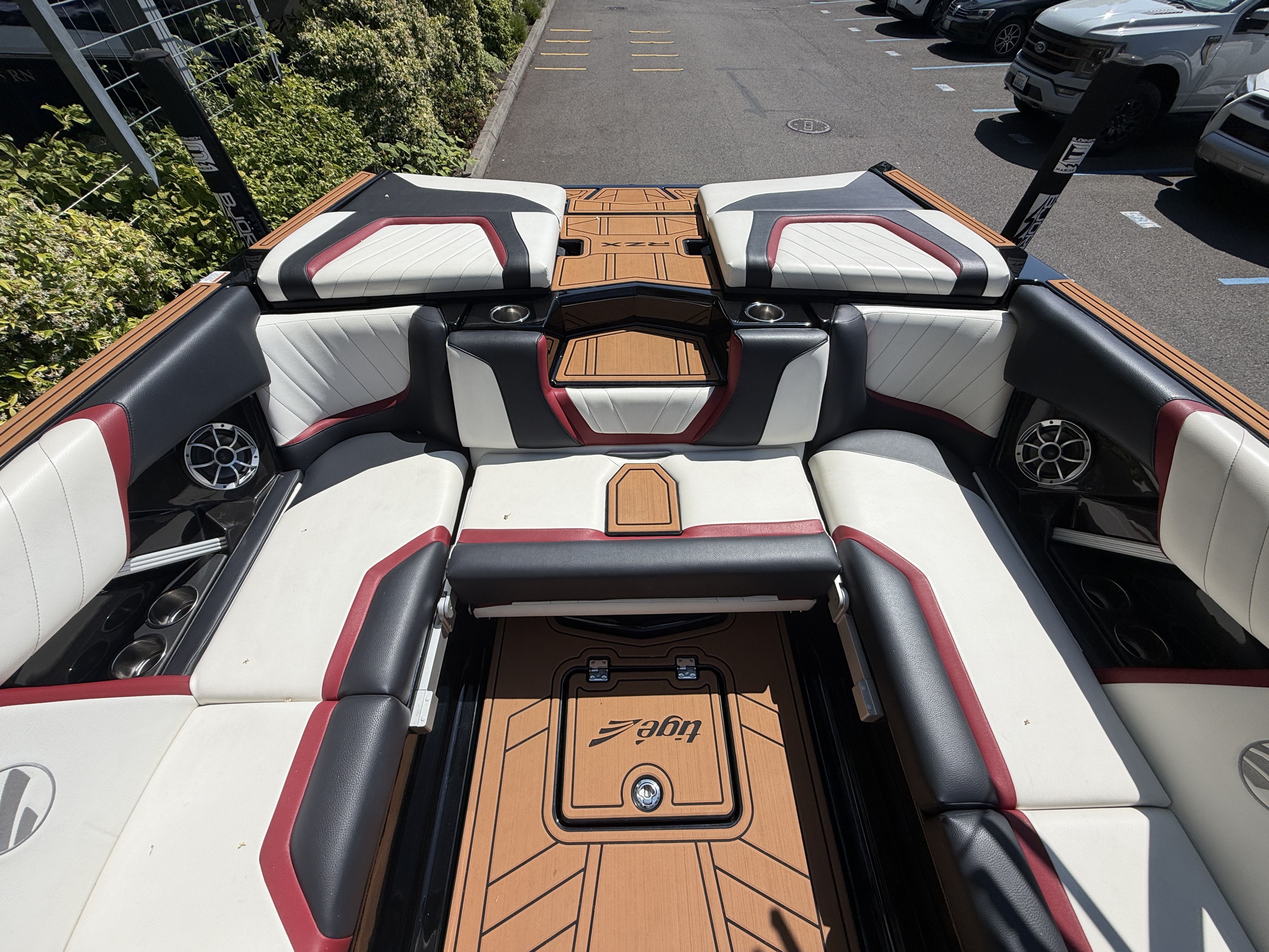 2021 Tige 20RZX-11