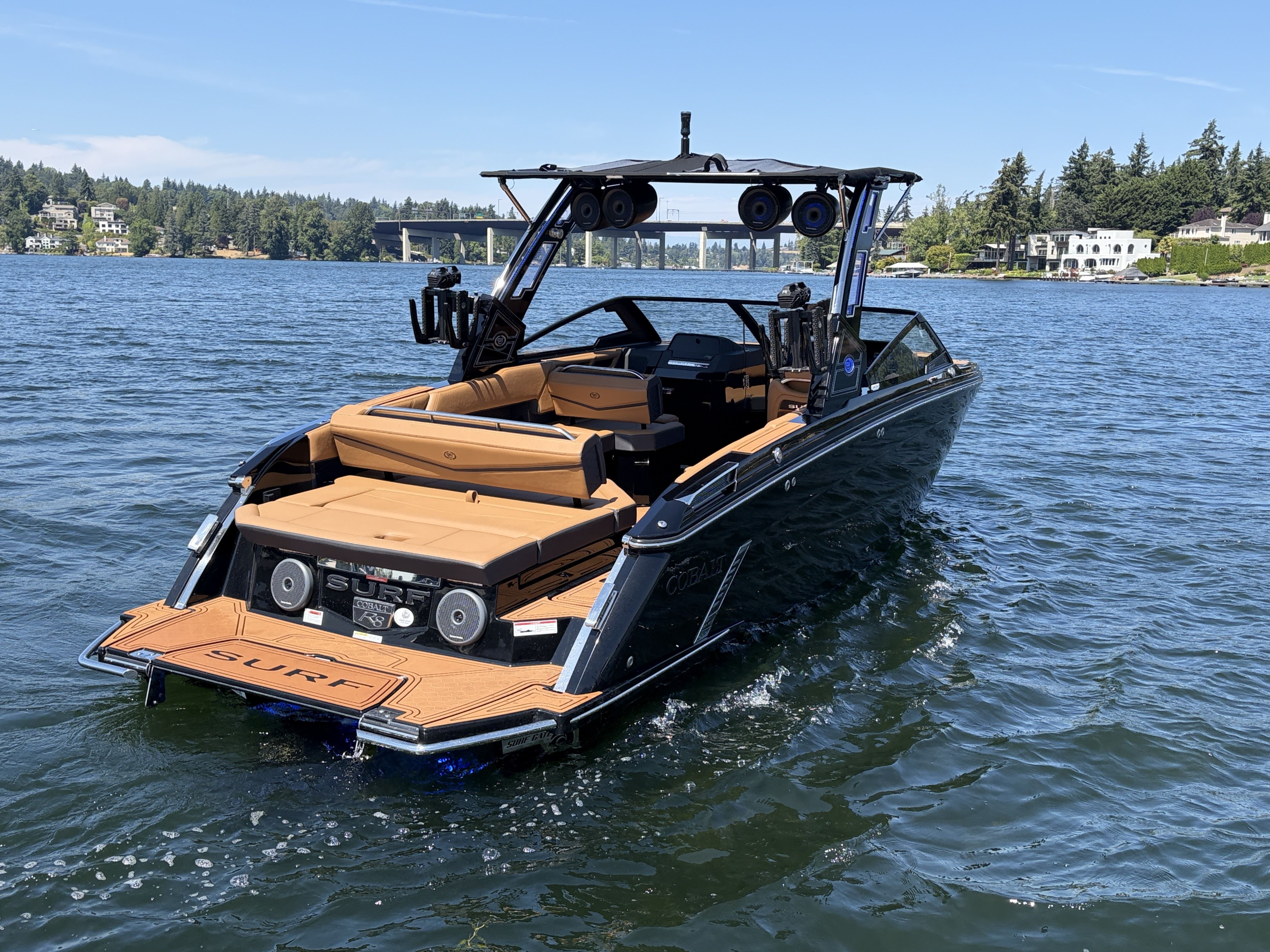 2026 Cobalt R8 Surf-8
