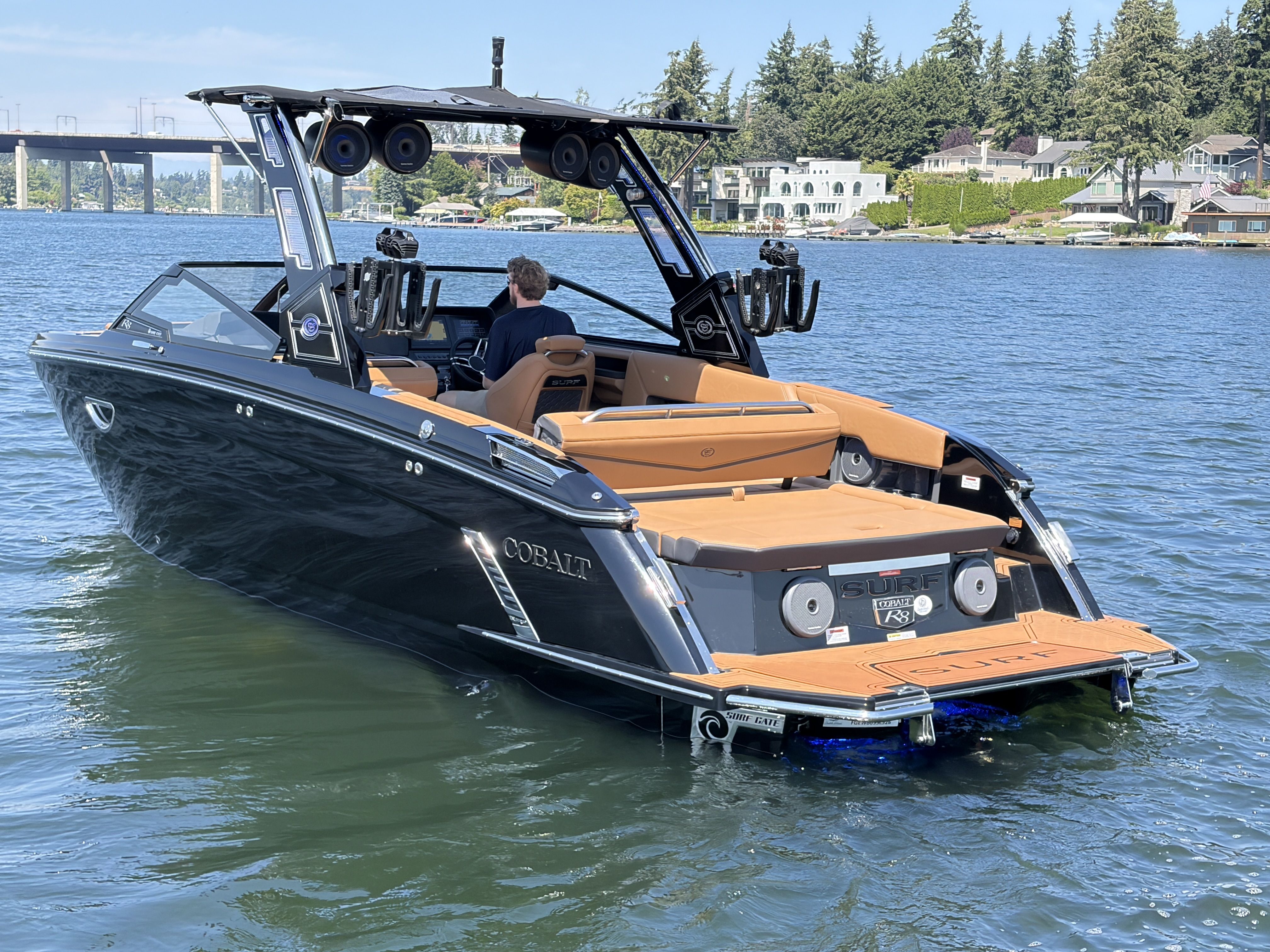 2026 Cobalt R8 Surf-10