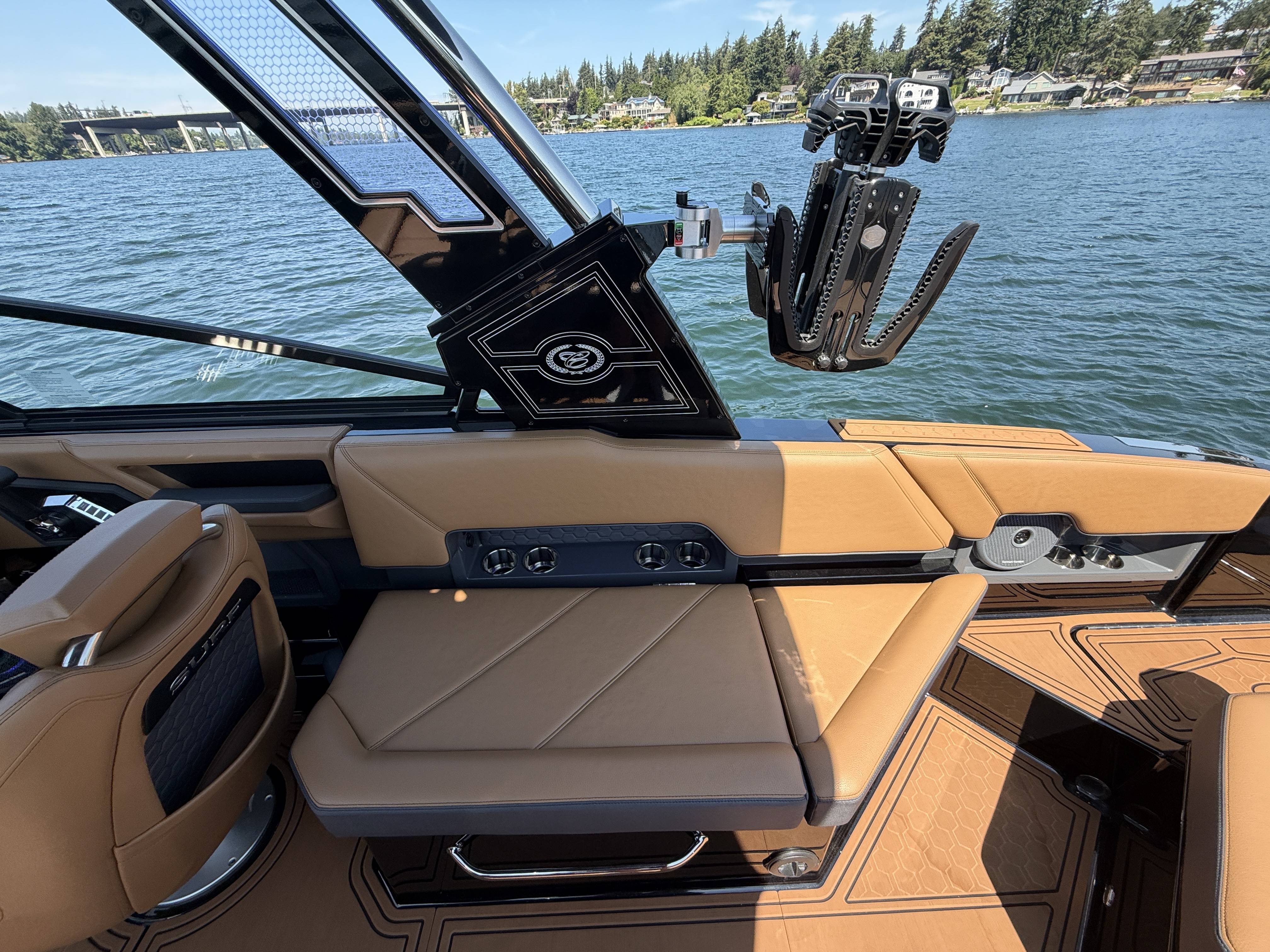 2026 Cobalt R8 Surf-14