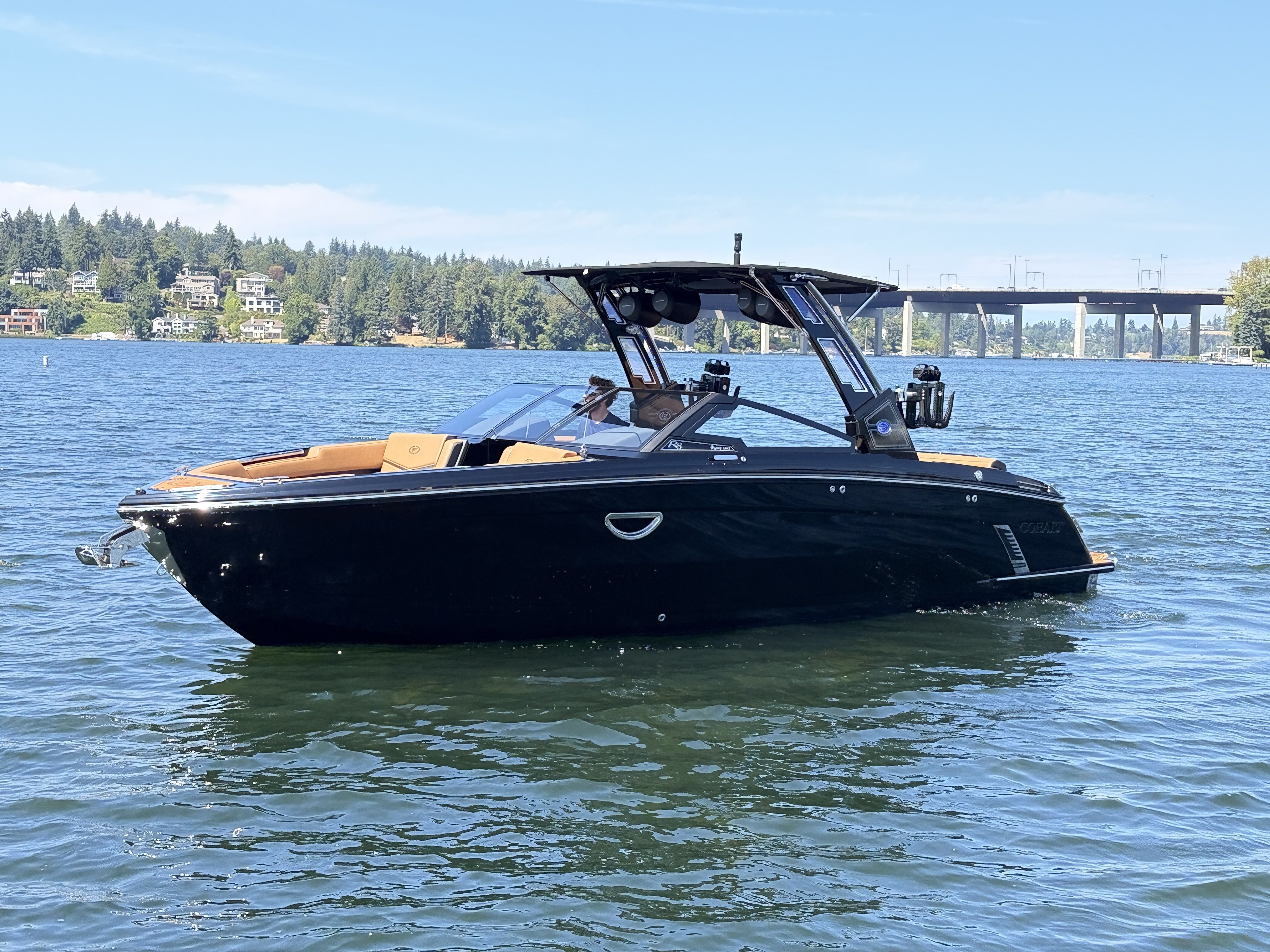 2026 Cobalt R8 Surf-3