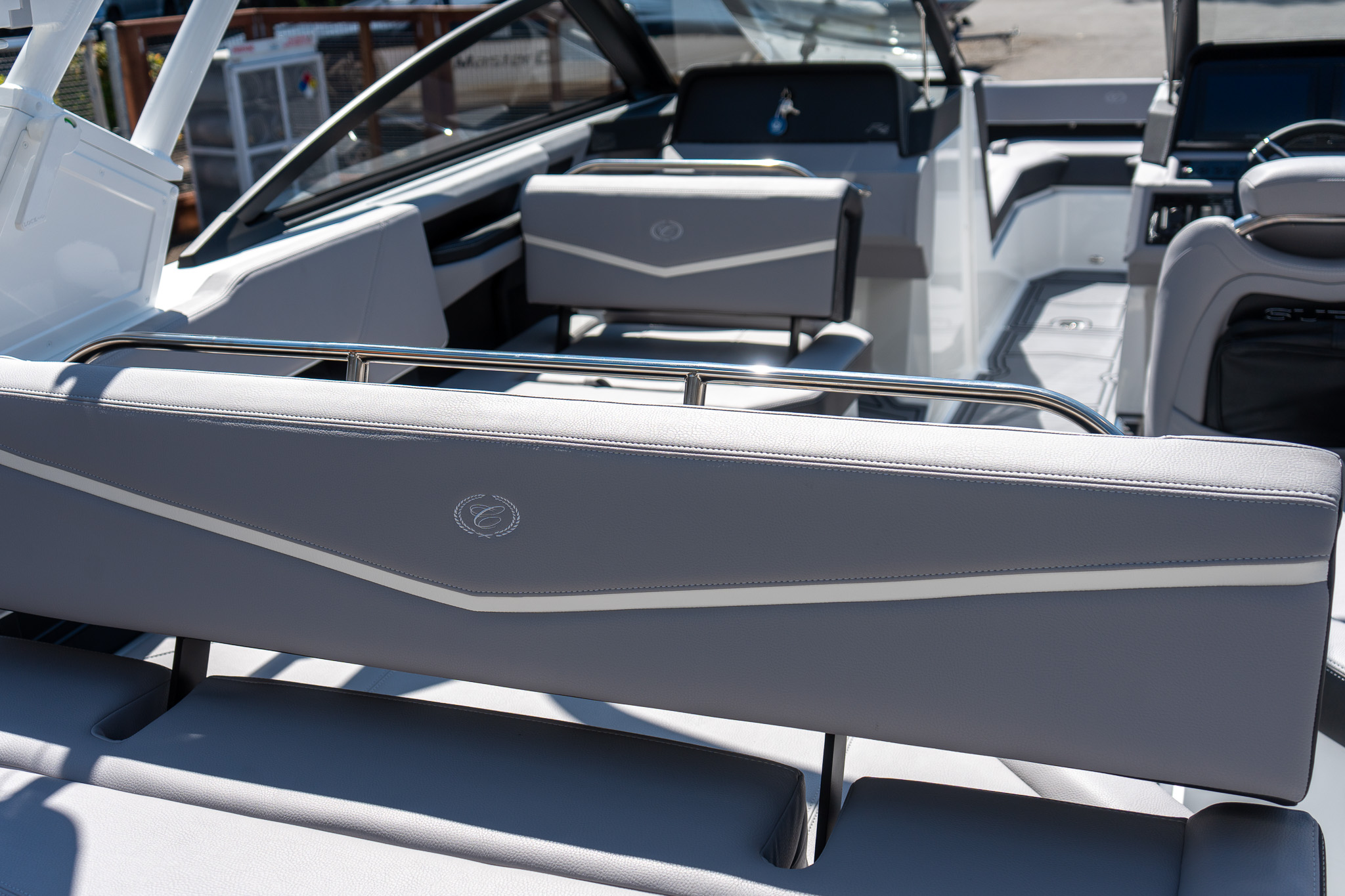 2026 Cobalt R4 Surf-15