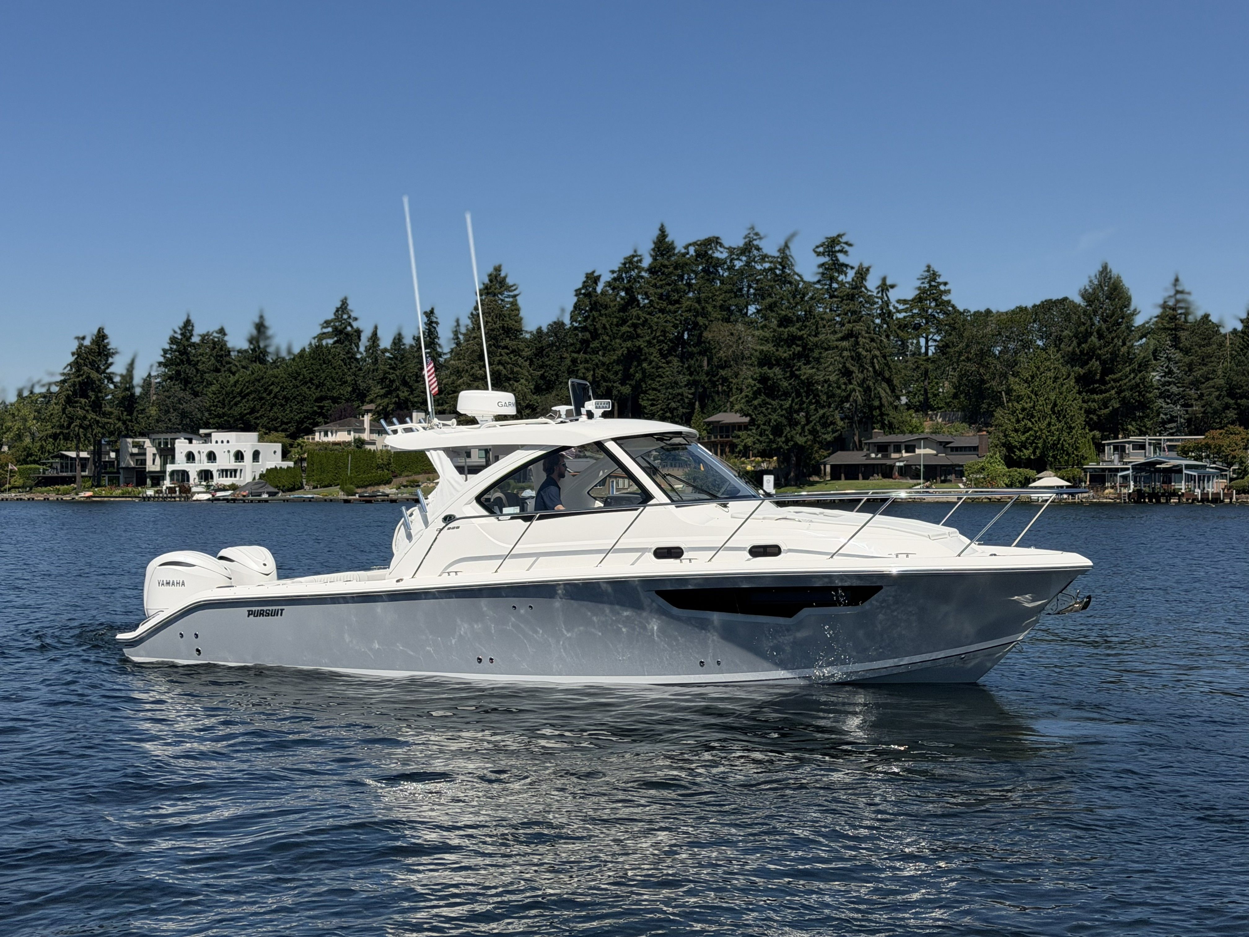 2027 Pursuit OS325-9