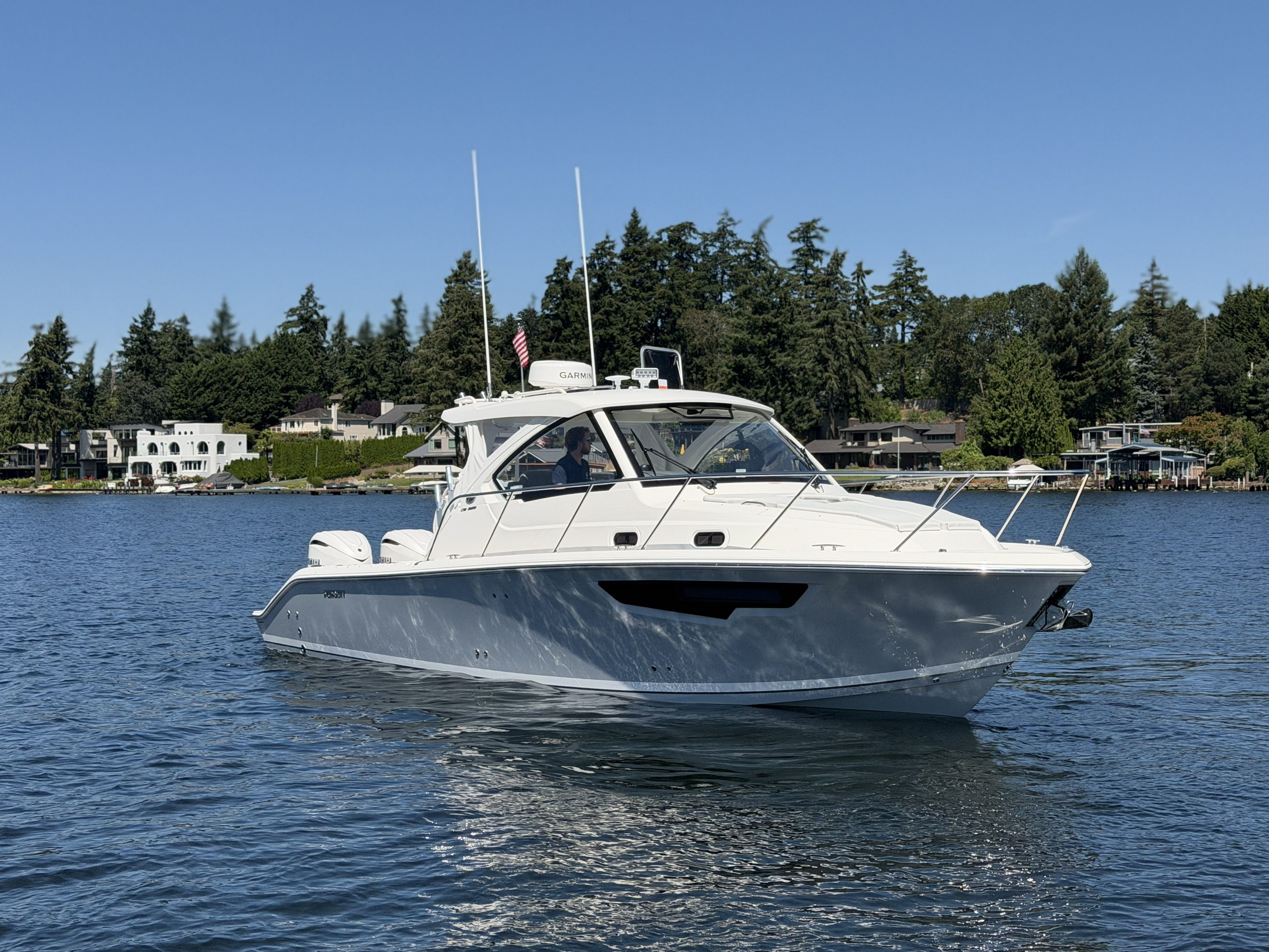 2027 Pursuit OS325-8