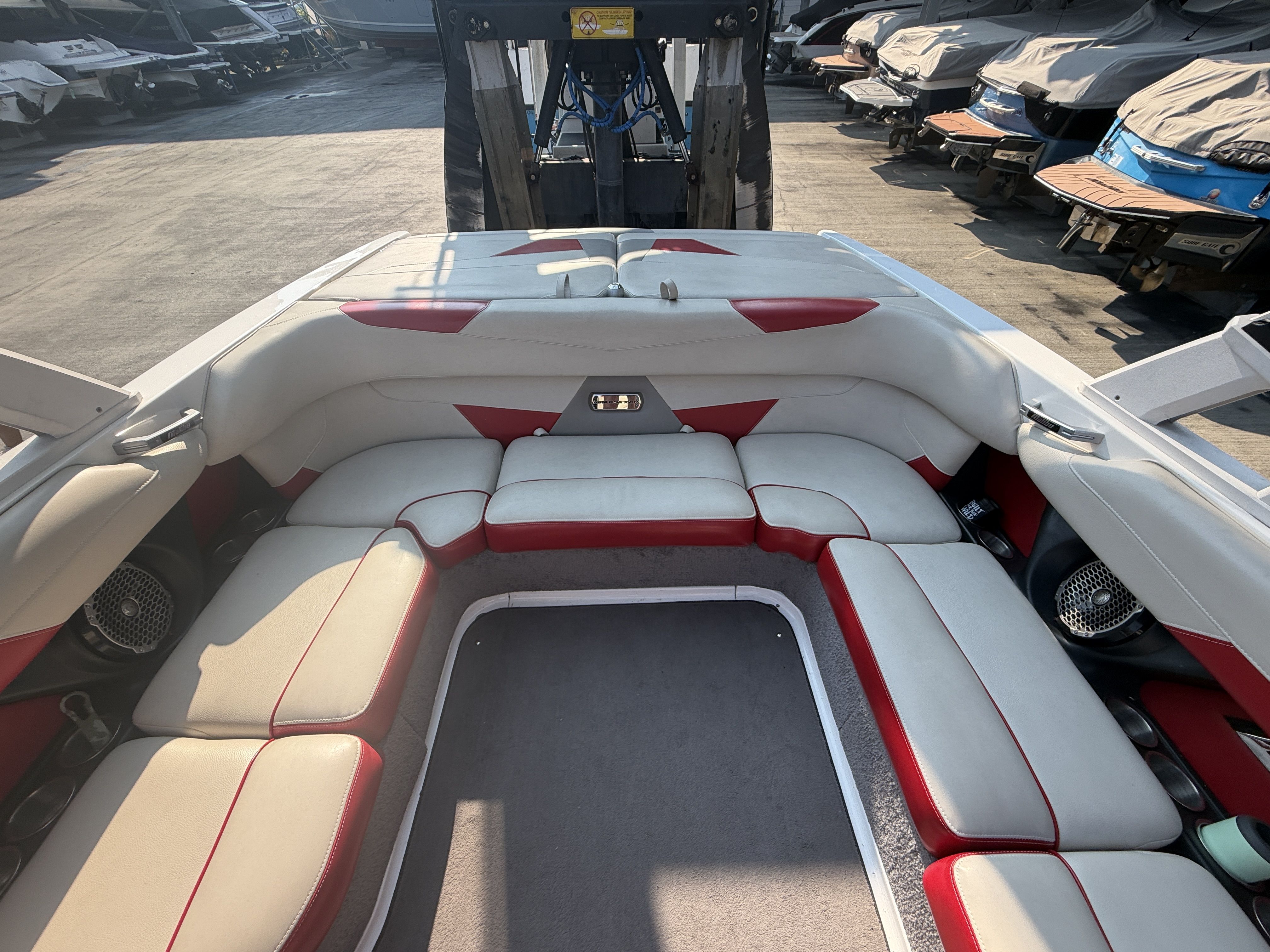 2015 Malibu 22 VLX-12