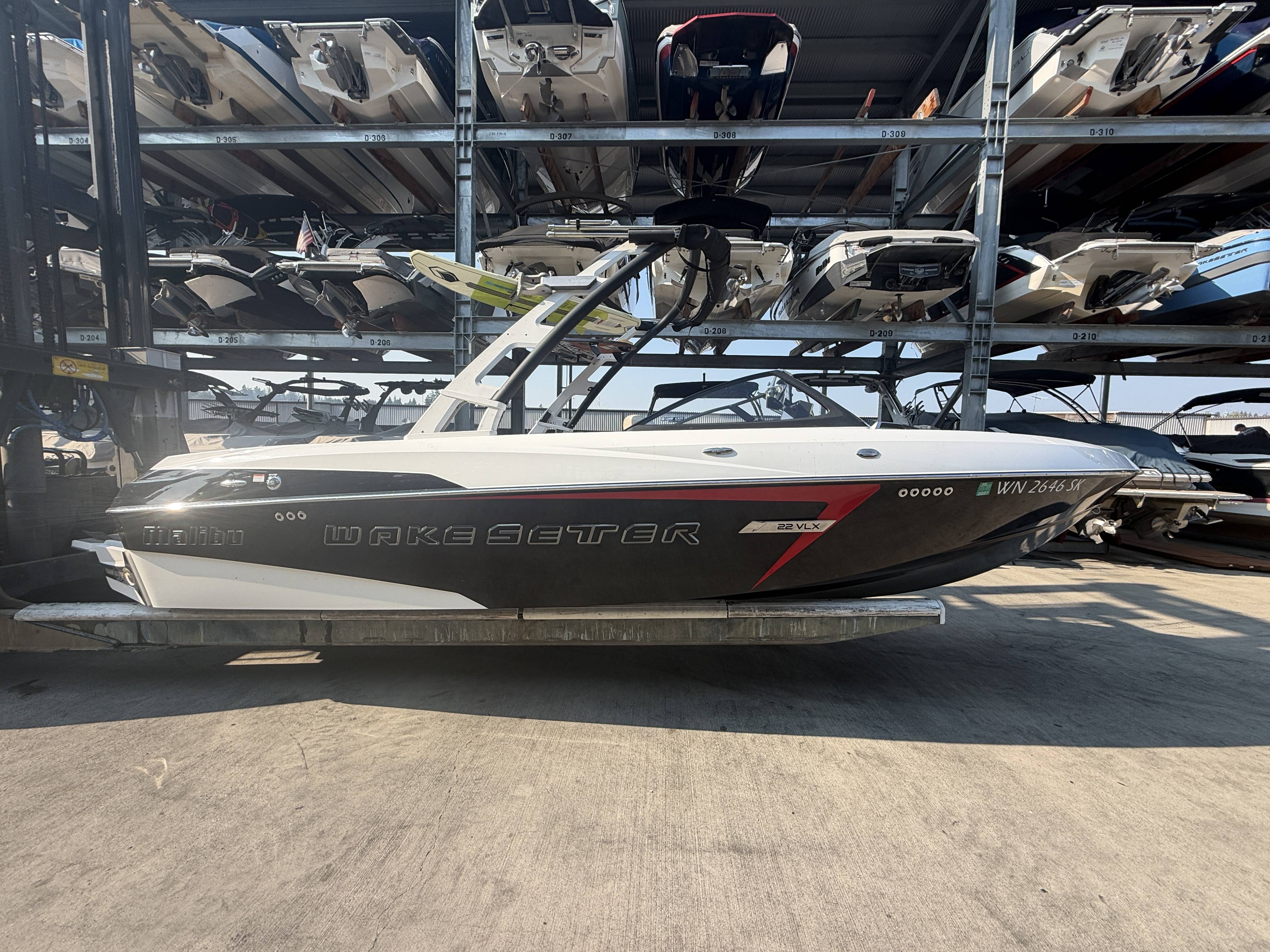 2015 Malibu 22 VLX-5