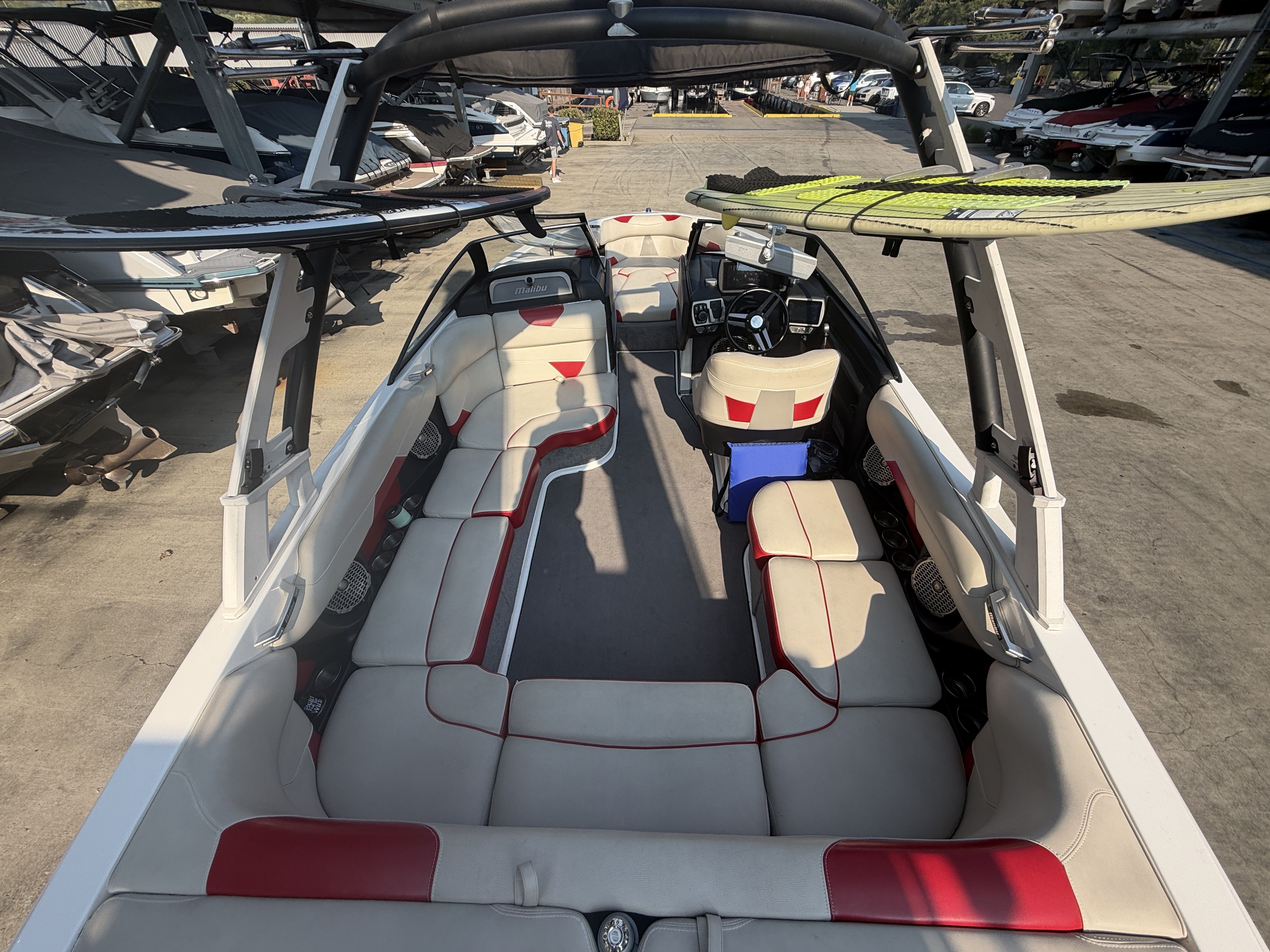 2015 Malibu 22 VLX-10