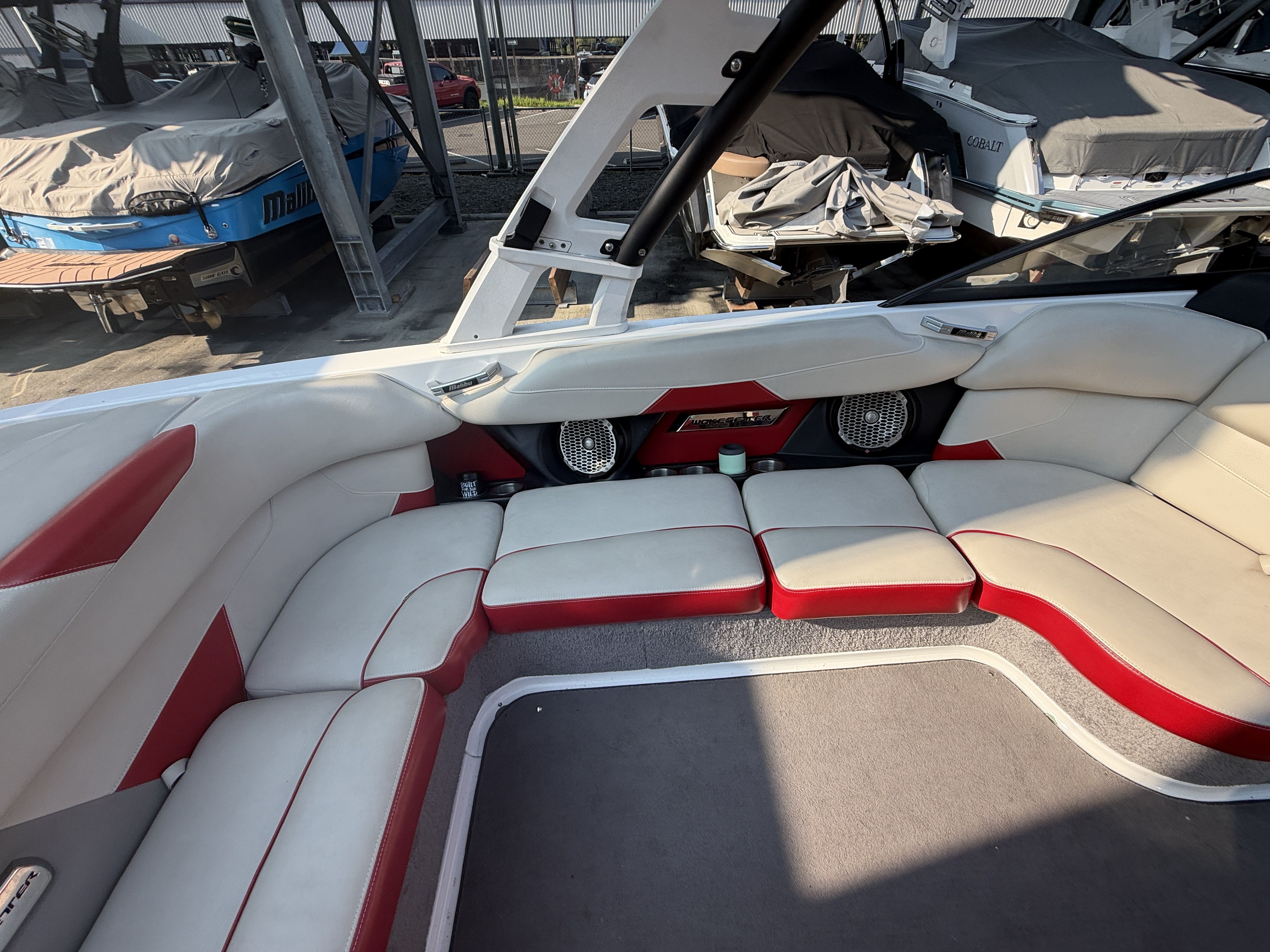 2015 Malibu 22 VLX-13